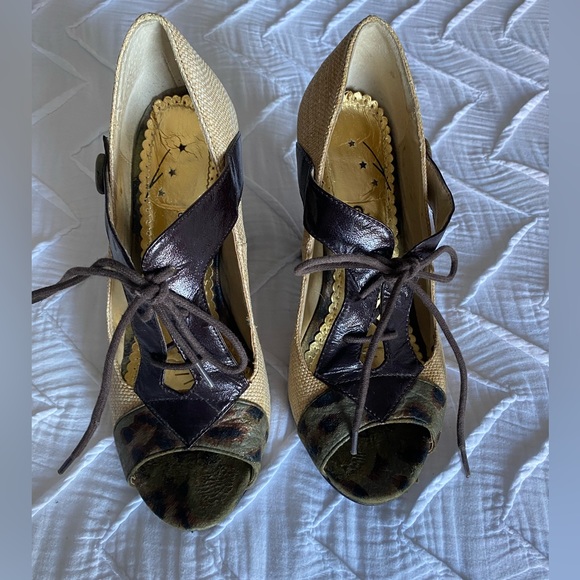 Naughty Monkey Raffia Heels - Picture 2 of 5